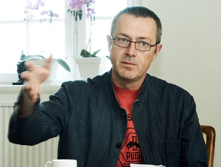 Staffan Valdemar Holm blir kvar som teaterchef