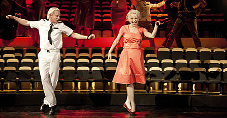 Magnifik rymdfärd mot teaterhimlen